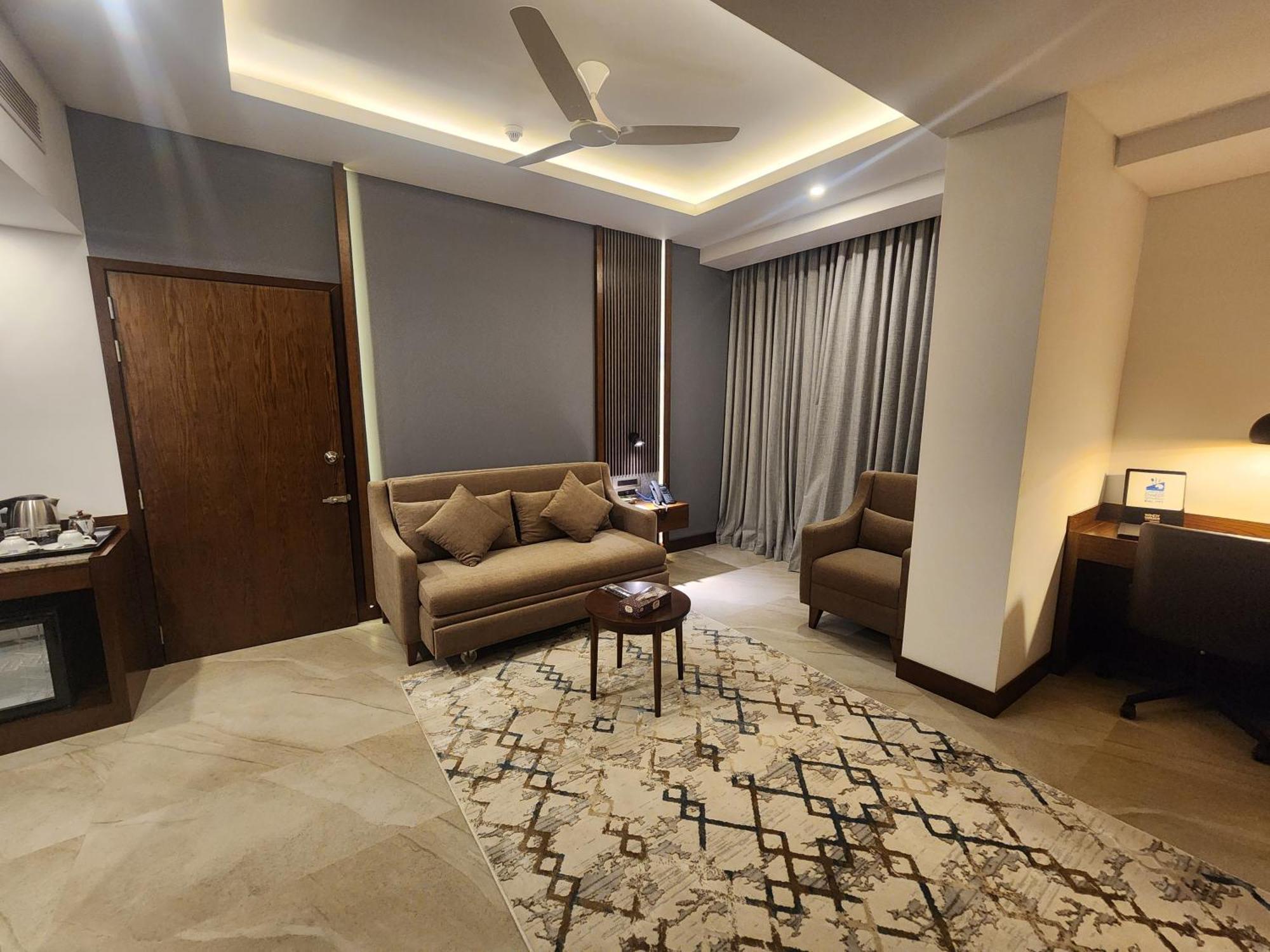 Hotel Windy Terrace Cox's Bazar Buitenkant foto